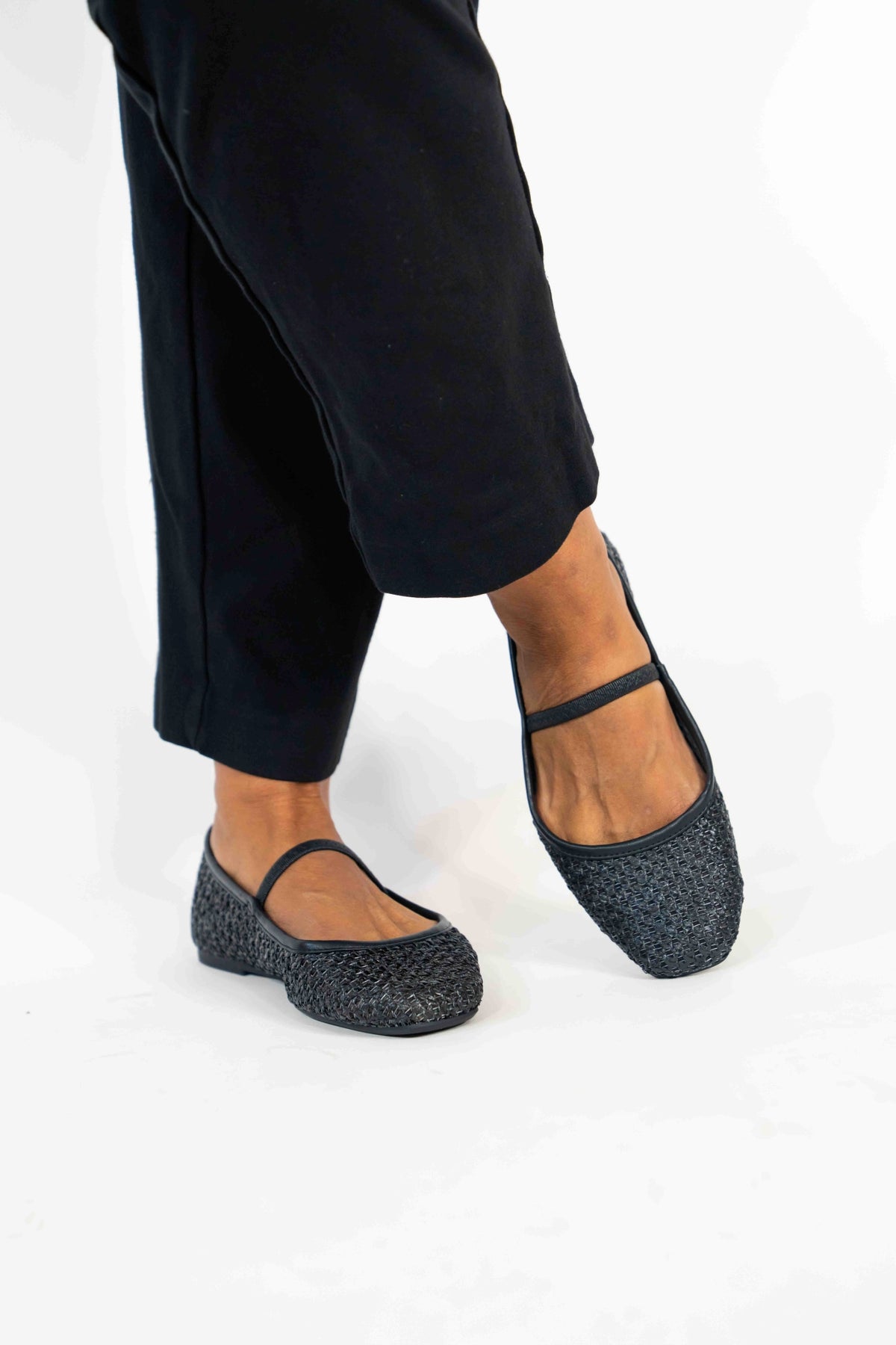 MARY JANE STYLE BALLET FLATS