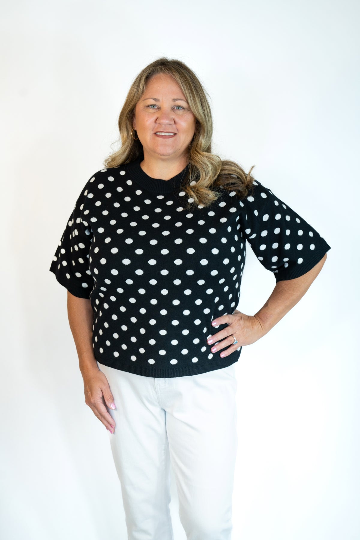 BLACK AND WHITE POLKA DOT TOP