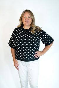 BLACK AND WHITE POLKA DOT TOP
