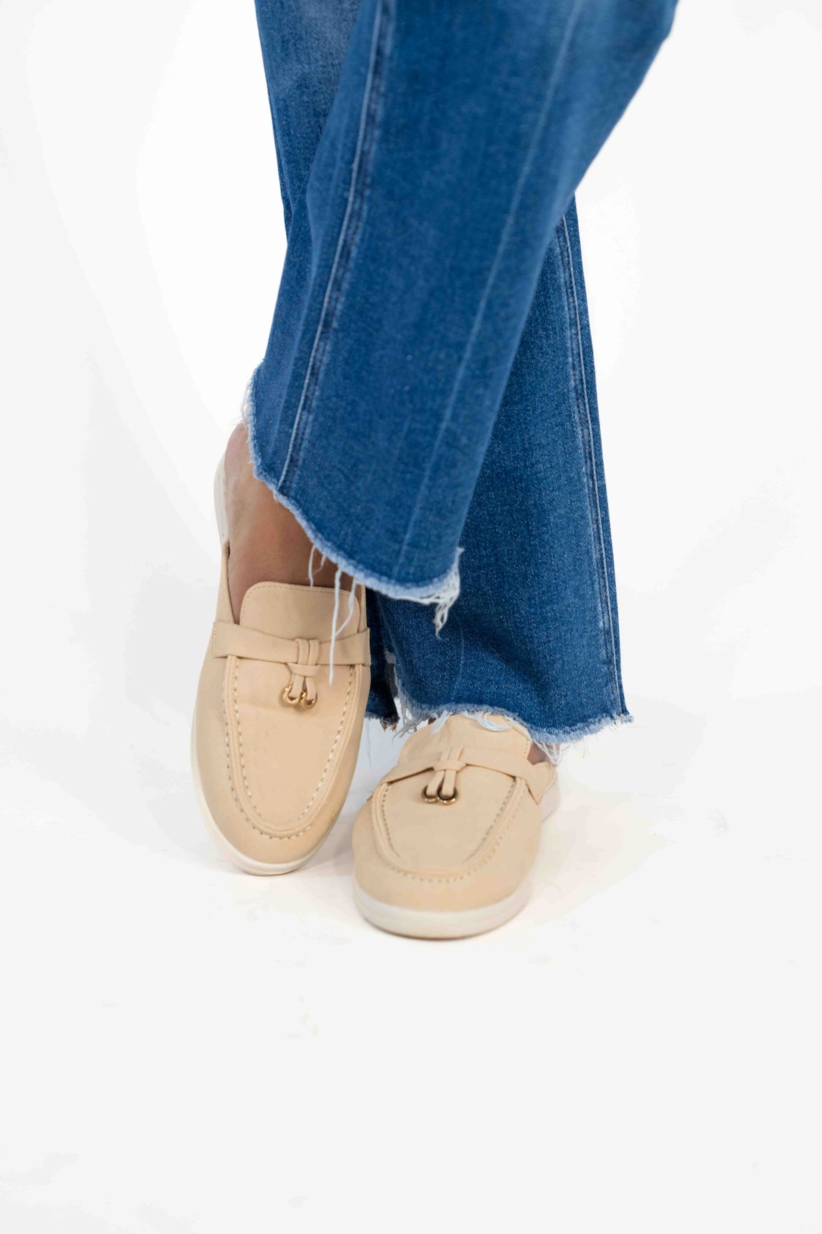 LOAFER MULE IRENE KNOT DETAIL MOCCASIN STITCHING