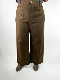 CURVY SOFT WASHED BROWN WIDE LEG PANTS