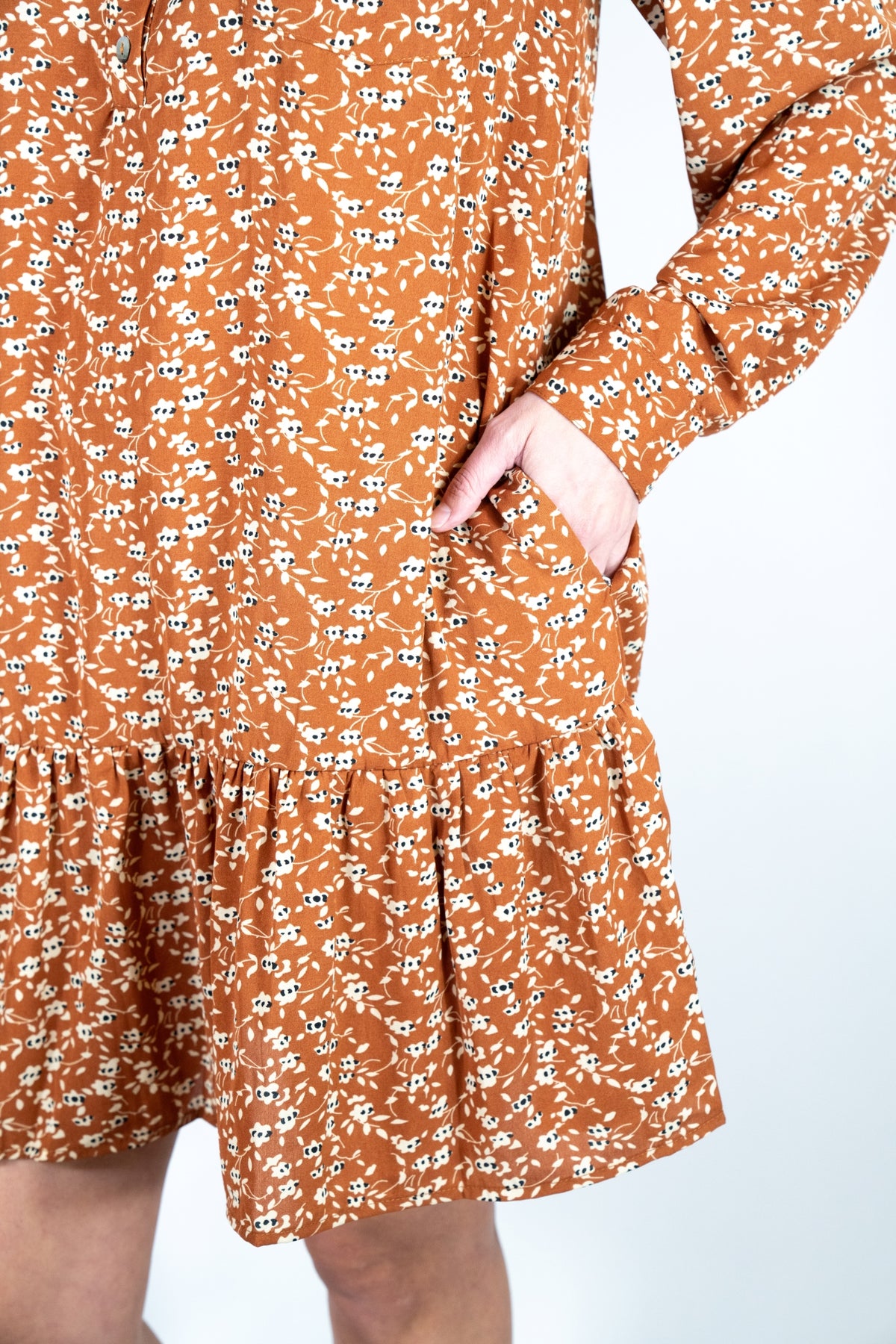 FLORAL PRINT LONG SLEEVE COLLAR DRESS WITH RUFFLE