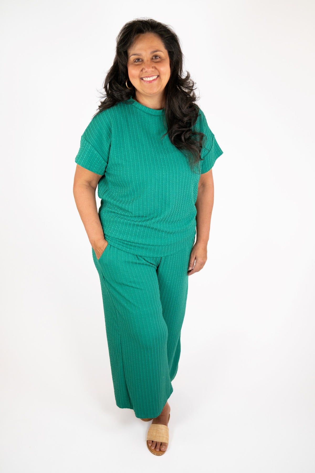 RIBBED SHORT SLEEVE CAPRI PANT SET