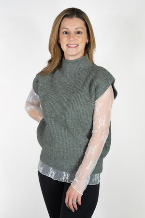 GRAY SWEATER VEST